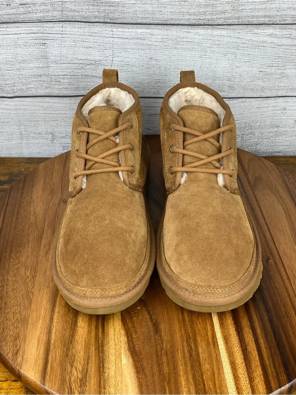 UGG Men’s Neumel Chestnut Suede Lace Up Chukka Boot 3236 Shoe Size 10